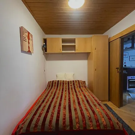 アパート Staza ヤホリナ